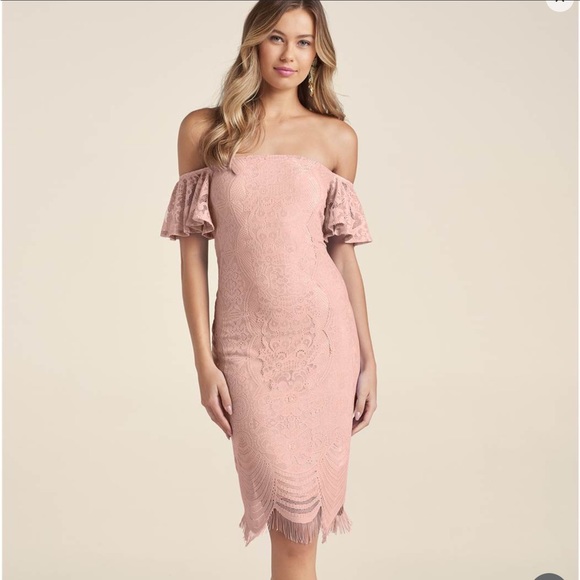 VENUS Dresses & Skirts - VENUS Off Shoulder Lace Dress